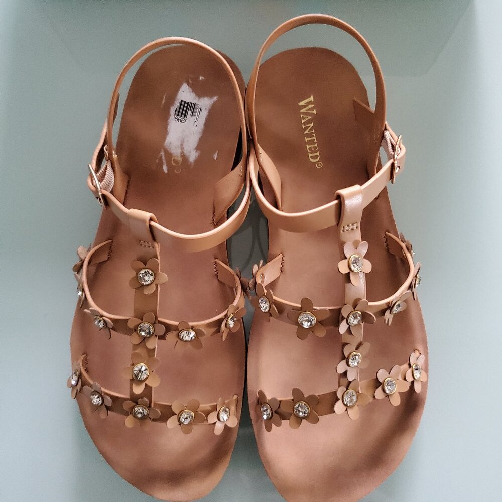 Shoes - Picture 2 of 5